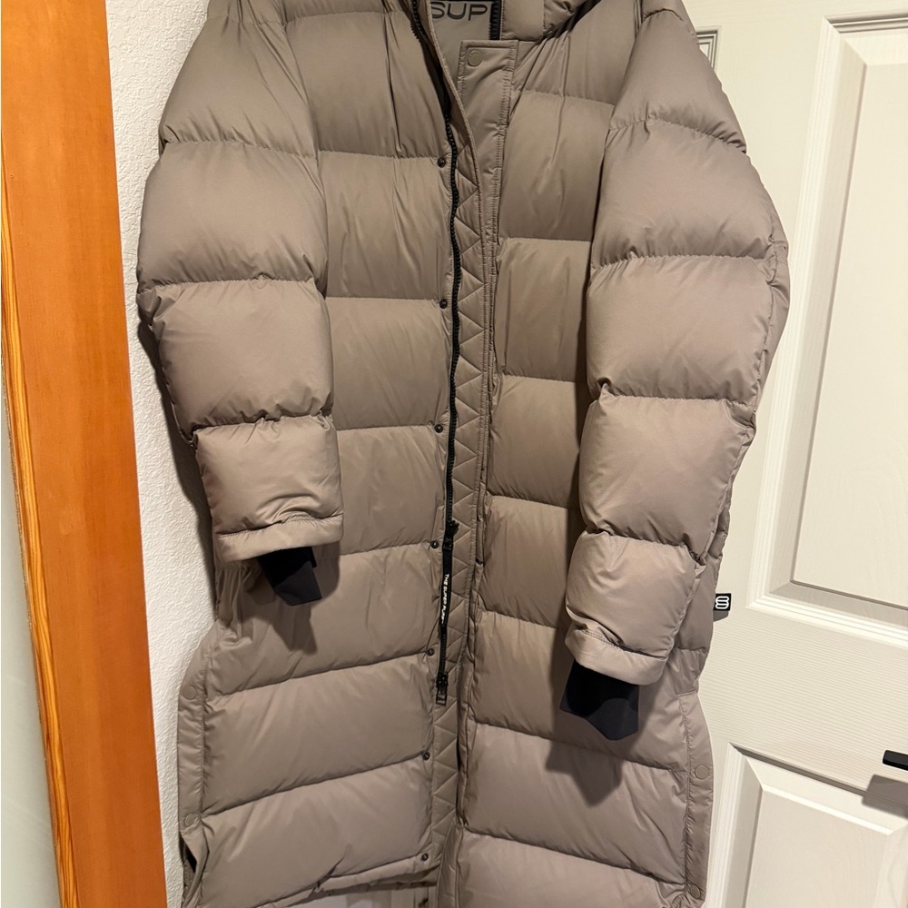 Aritzia Super Puff Long Coat - Picture 6 of 14